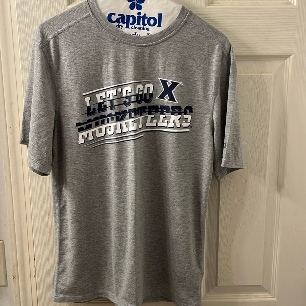 Xavier Musketeers SS tshirt. Size small. Unisex